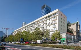 Rent like home - Świętokrzyska 32